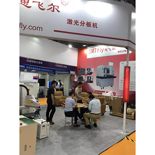 拼多多今晚上市，黃崢回應(yīng)爭議：老百姓退款了下次可能還來